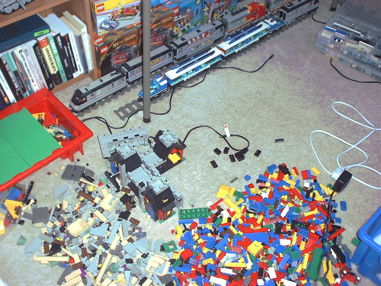 toyroom_200411_0020.jpg