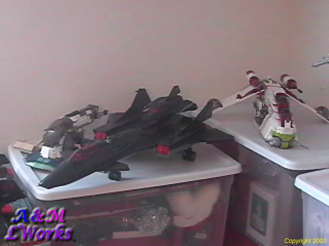 waukegan_toyroom_2003_0022.jpg