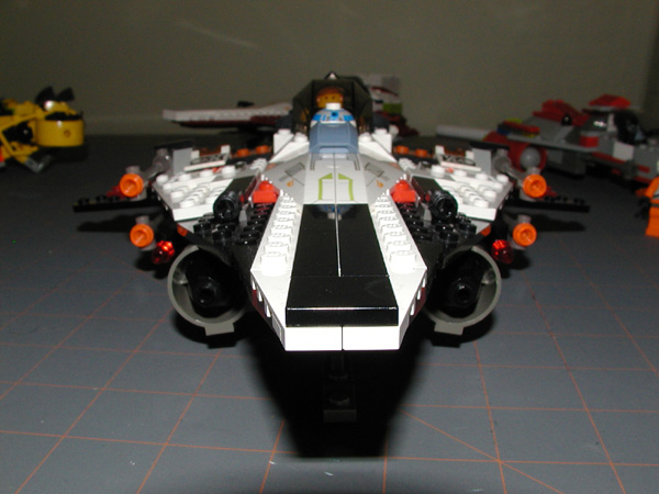 anakin_ship_frnt.jpg