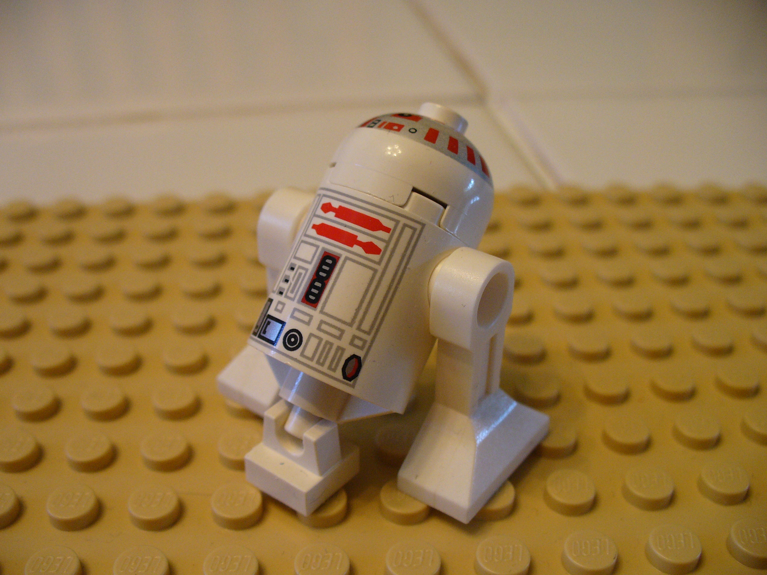 r5-d4_1.jpg