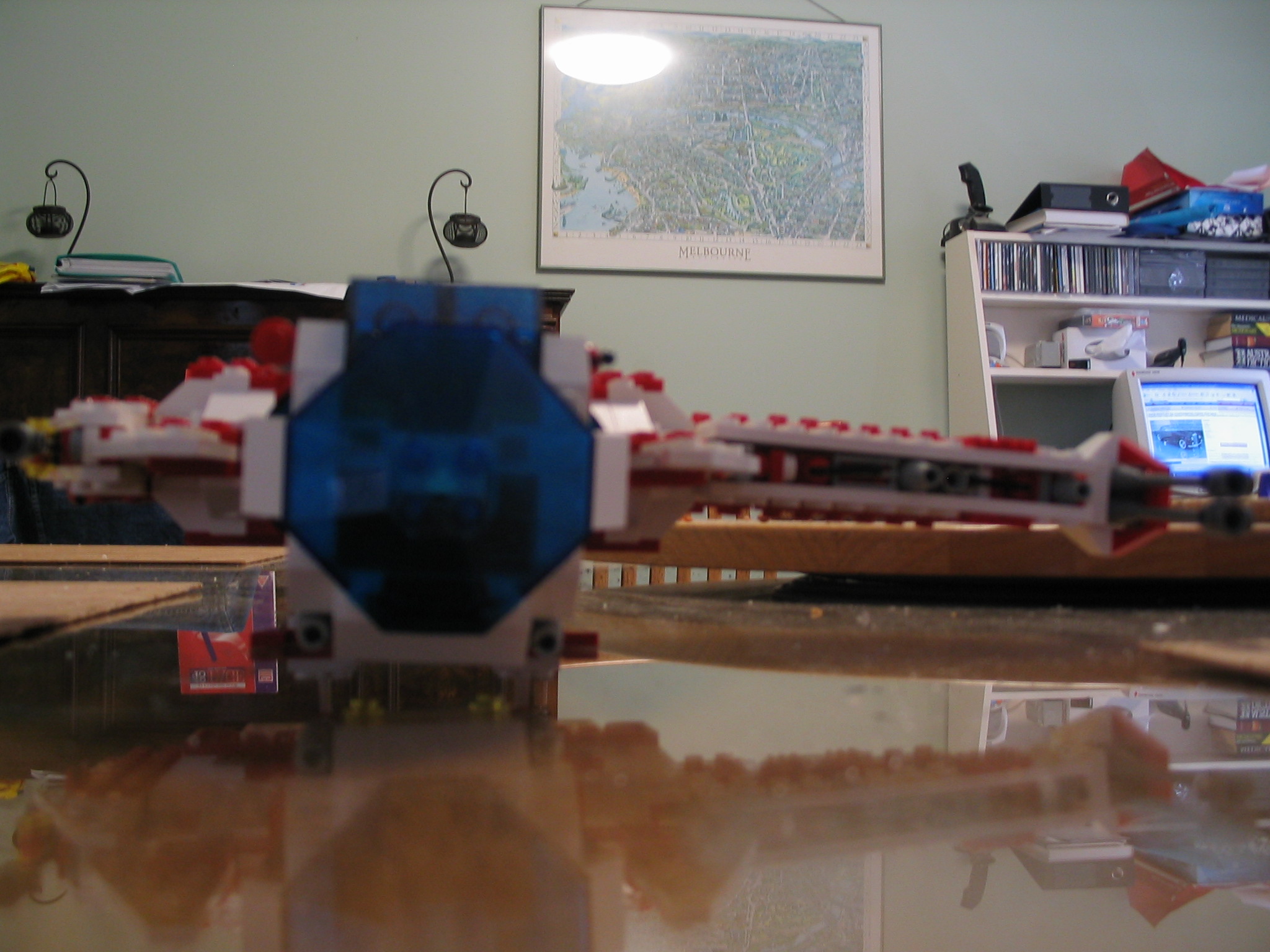 r-wing_landed_front.jpg