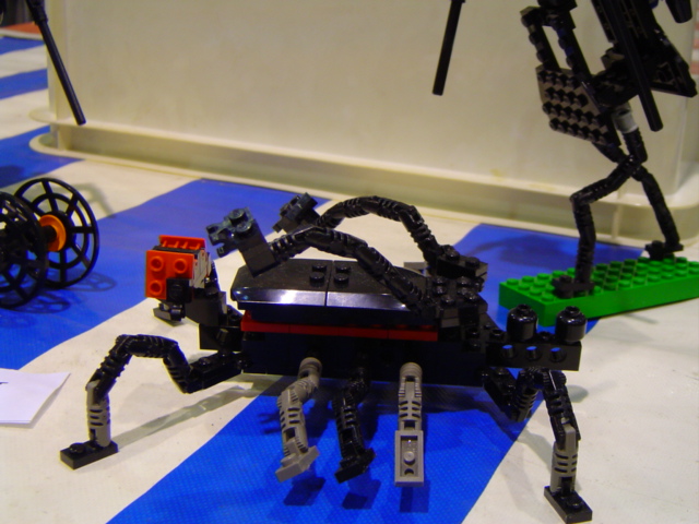 lw2004robot1.jpg