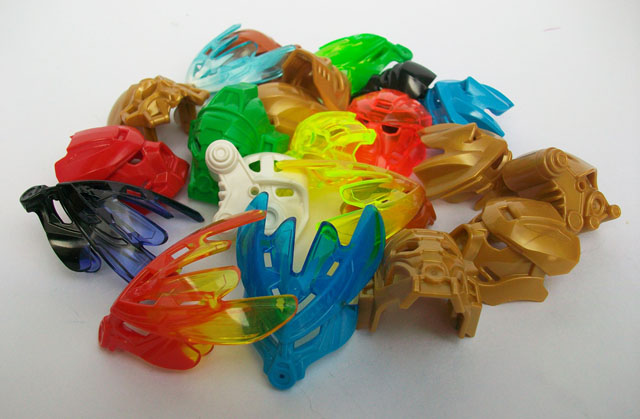g2_mask_pile.jpg