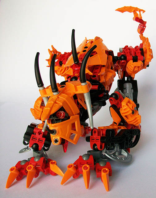 mayazakt_re_pounce_front_embed.jpg