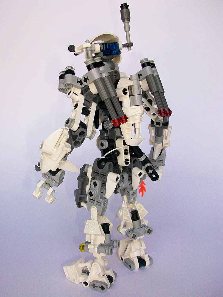 118_chief_engineer_back.jpg