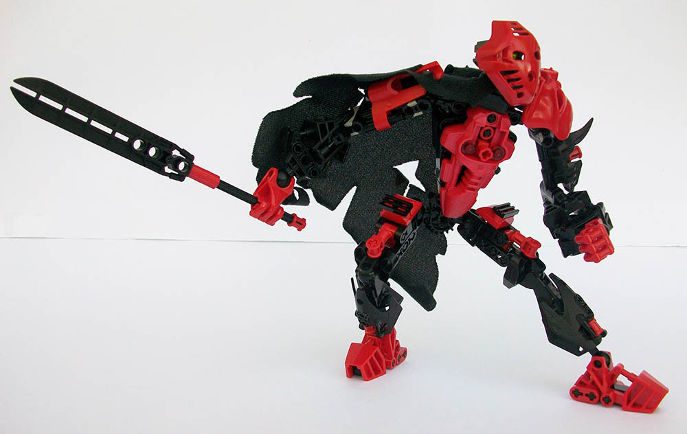 114_swinging_sword.jpg