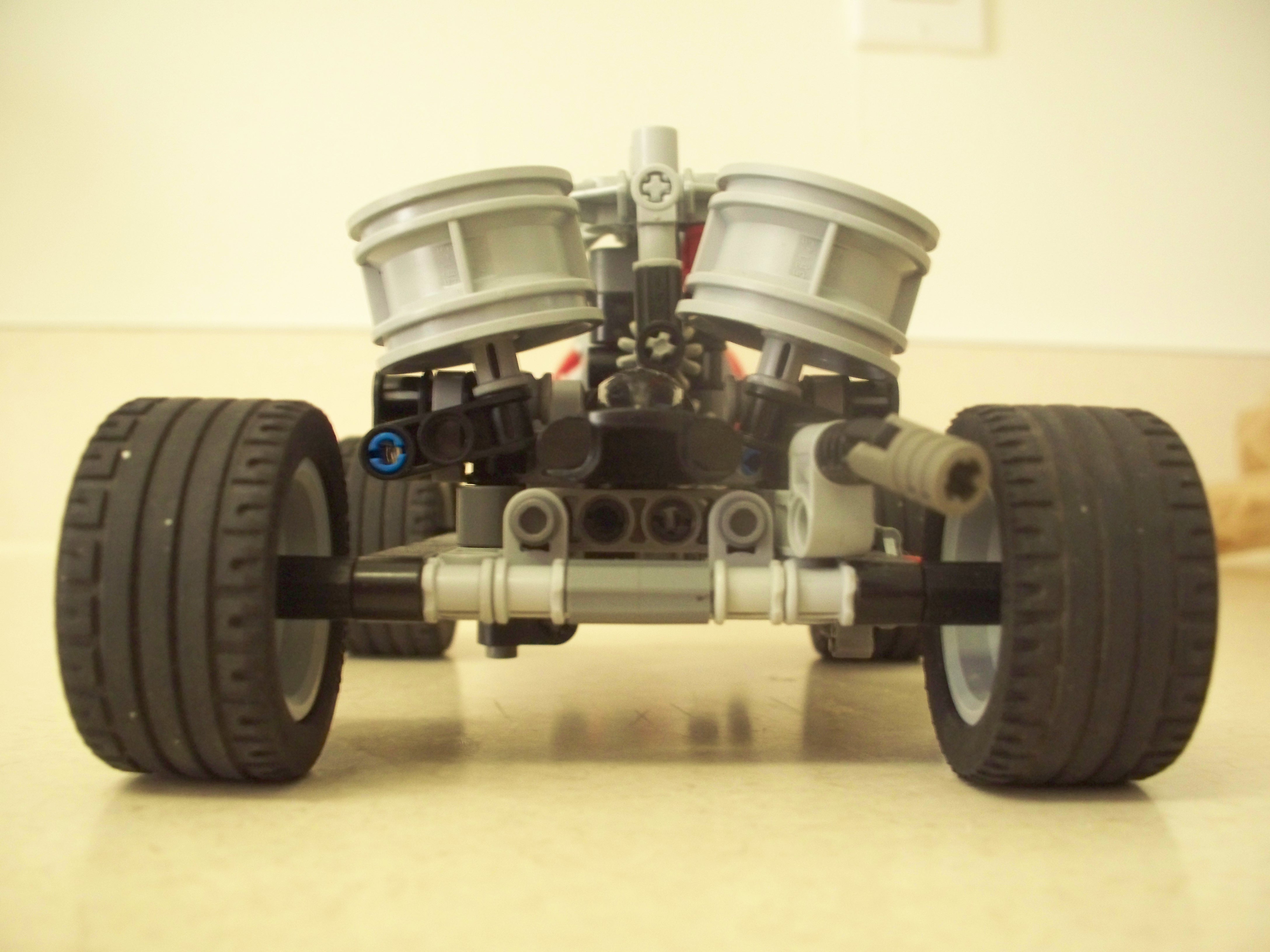mocs_006.jpg