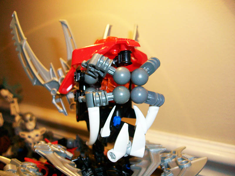 red_titan_face.jpg