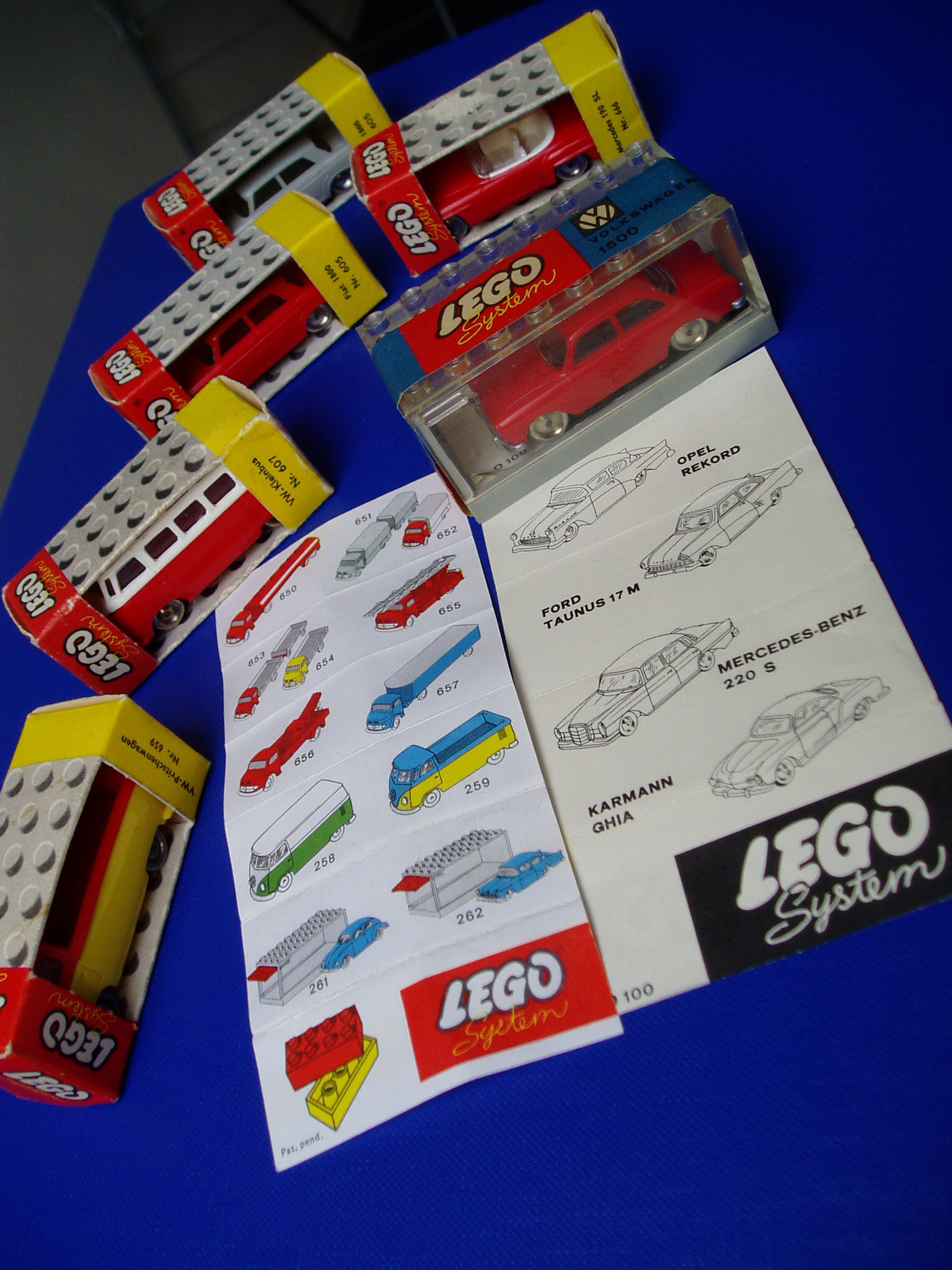 boxed_lego-cars_009.jpg