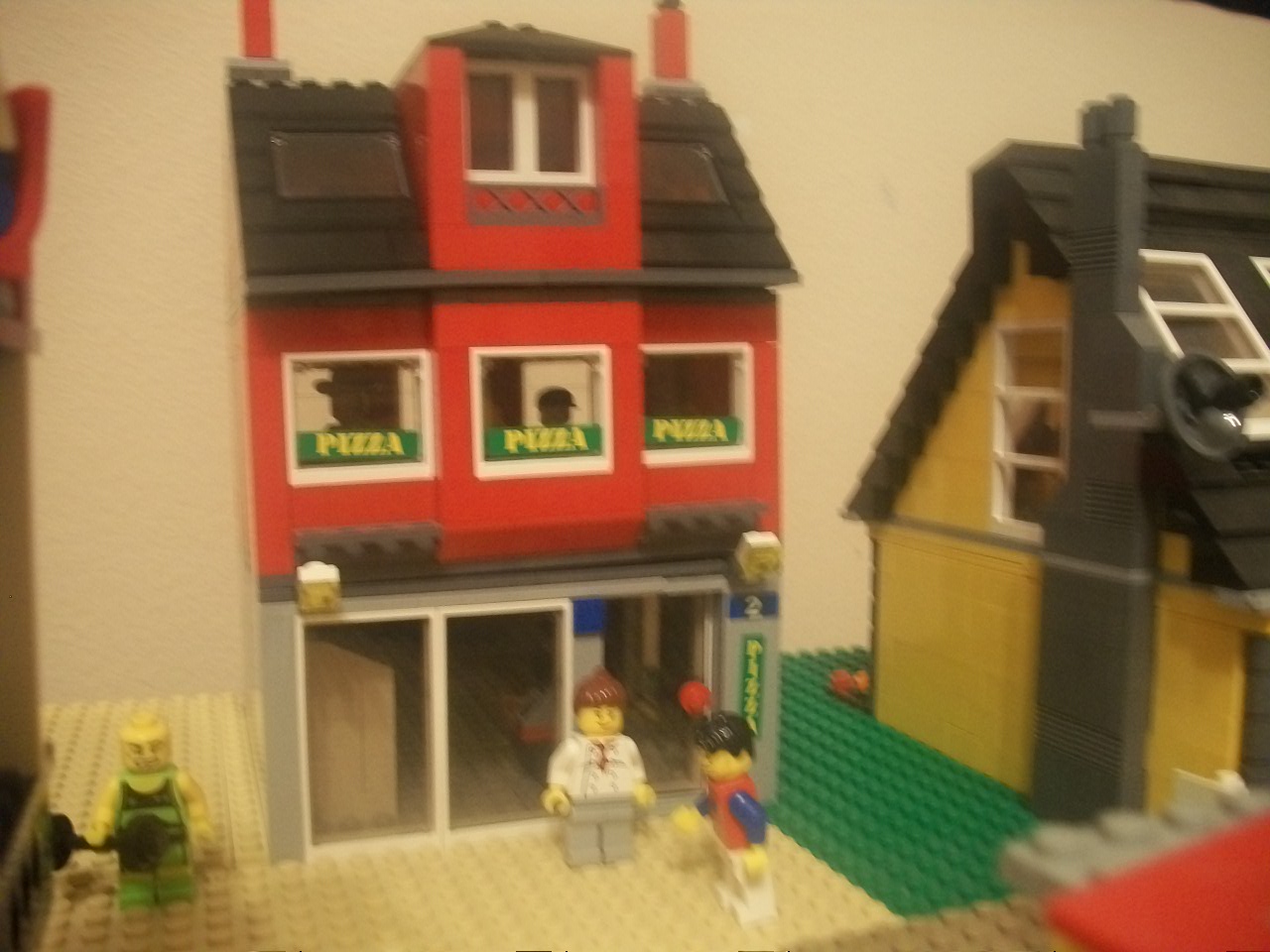 lego_town_pictures_007.jpg