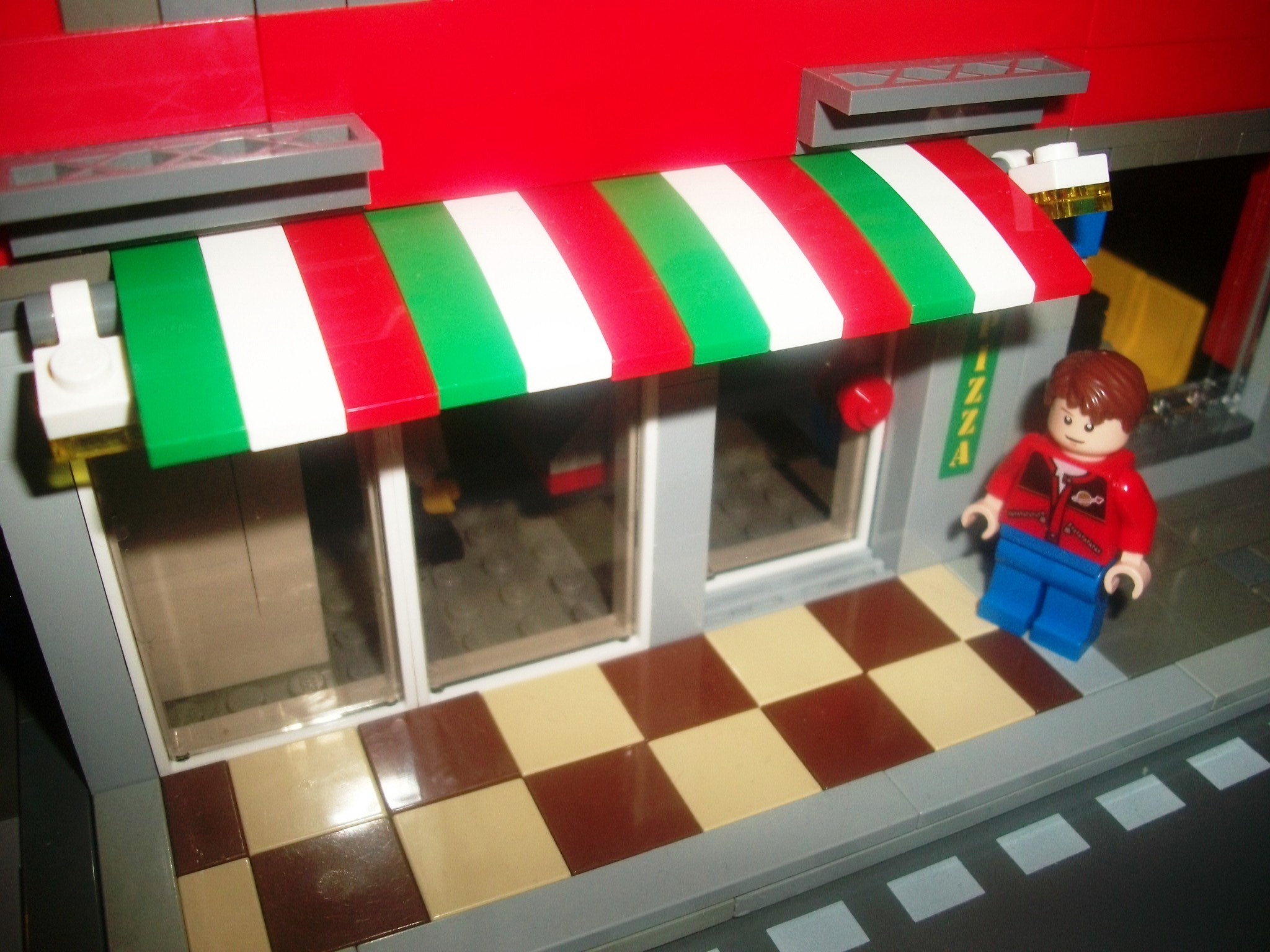 pizzeria_003_-_entrance.jpg