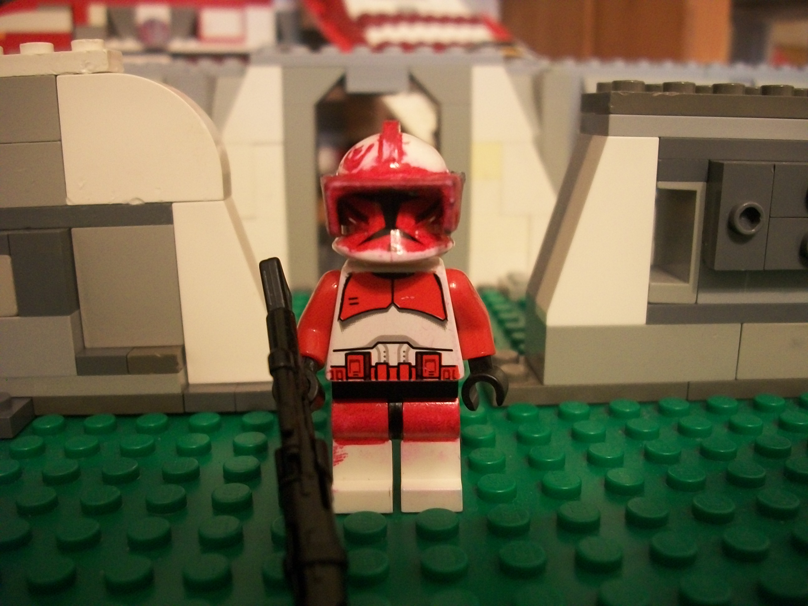 commander_cardinal_001.jpg