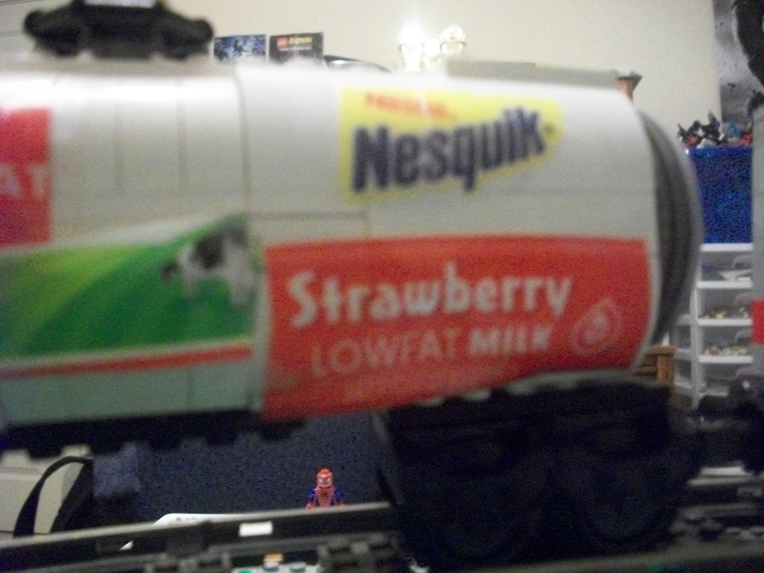 nesquik_tank_car_005.jpg