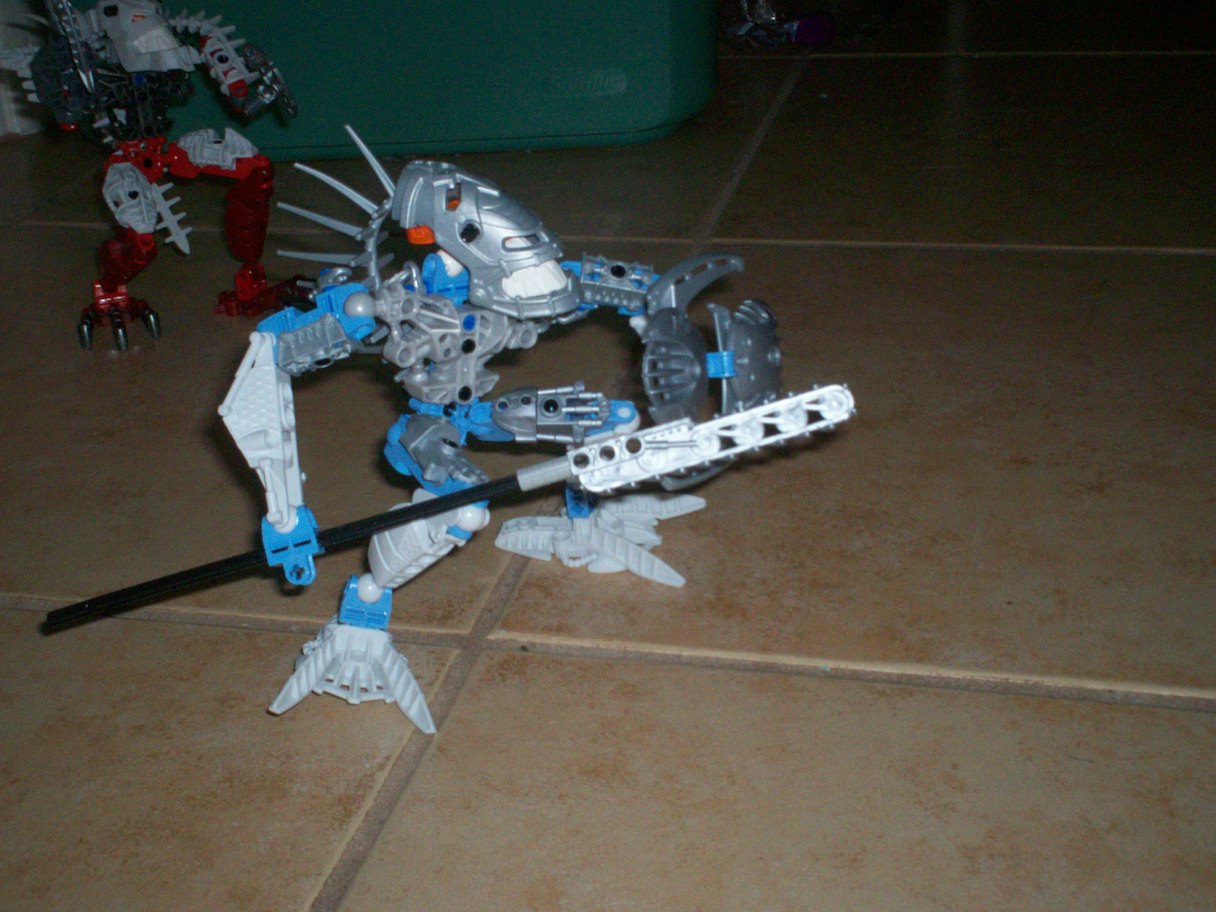 bionicle_bom_and_oomn_011.jpg