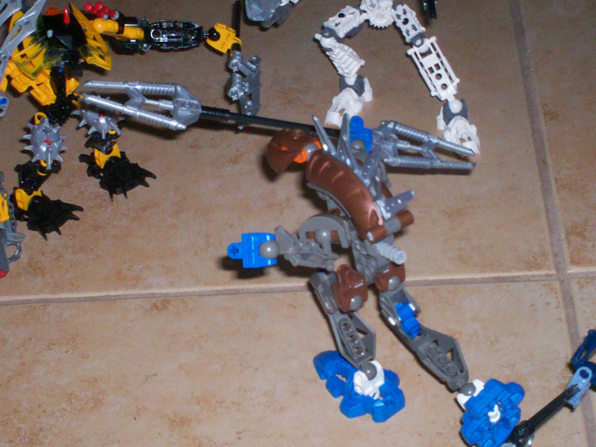 bionicle_bom_and_oomn_043.jpg