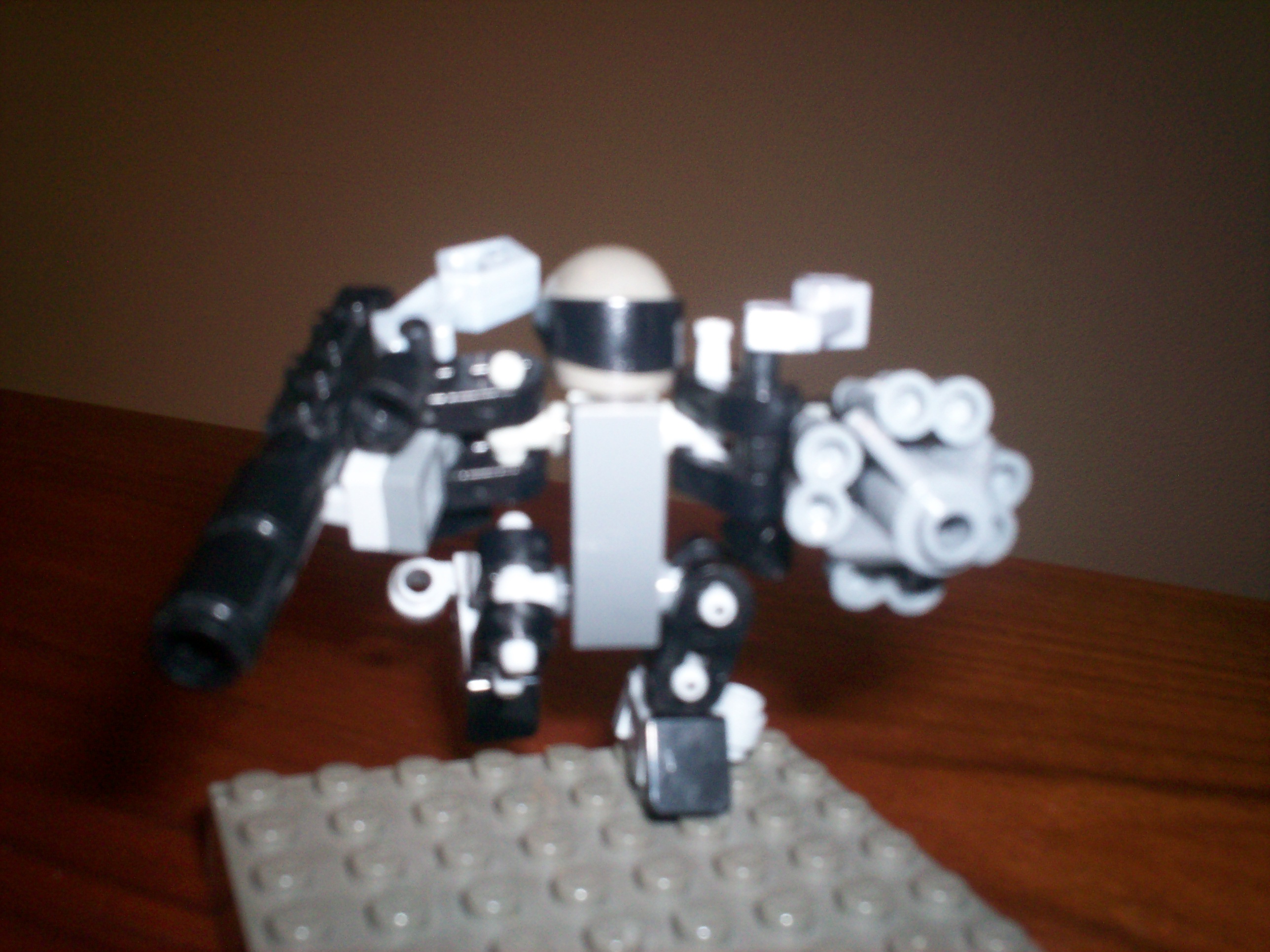 mechsuit_003.jpg