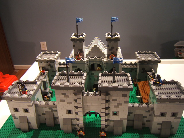 castle1.jpg