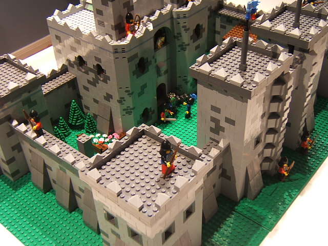 castle2.jpg