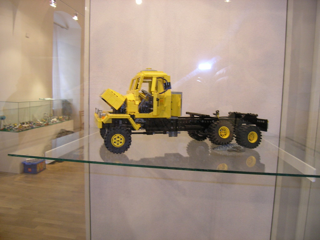 003.jpg