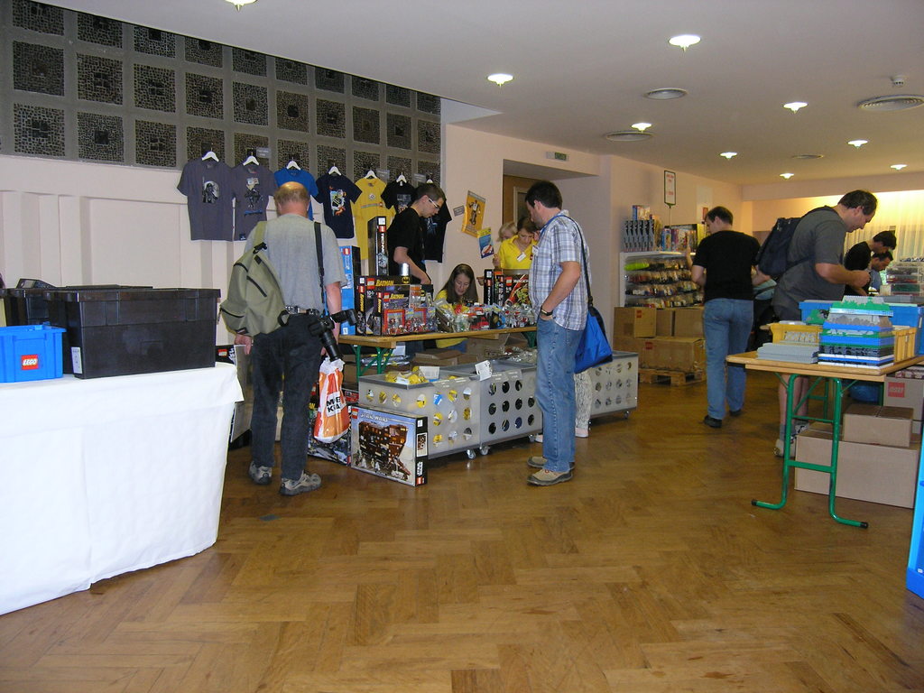 01_legoshop.jpg