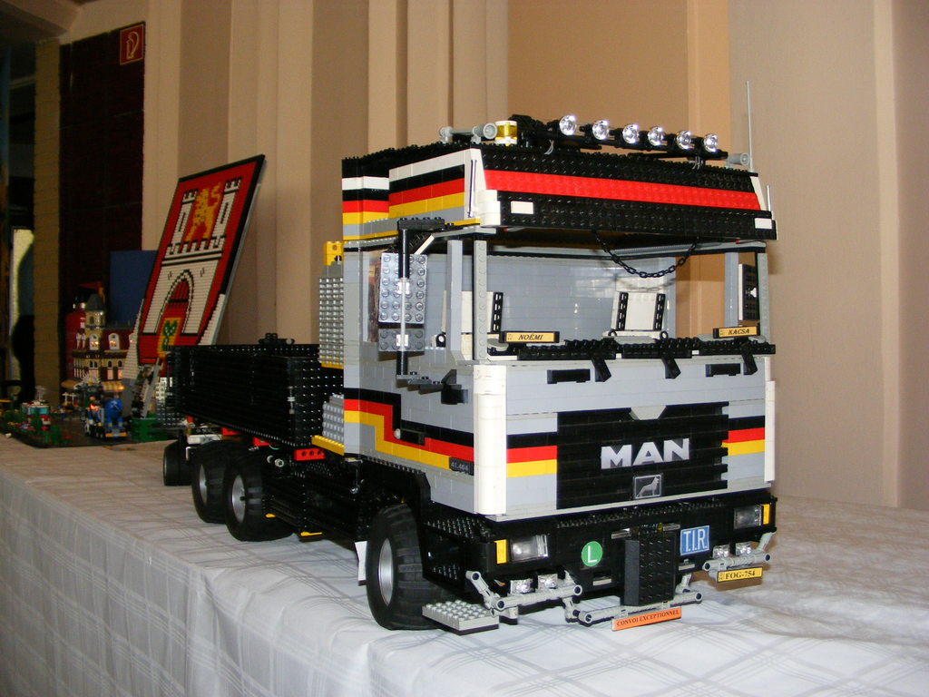 02.jpg
