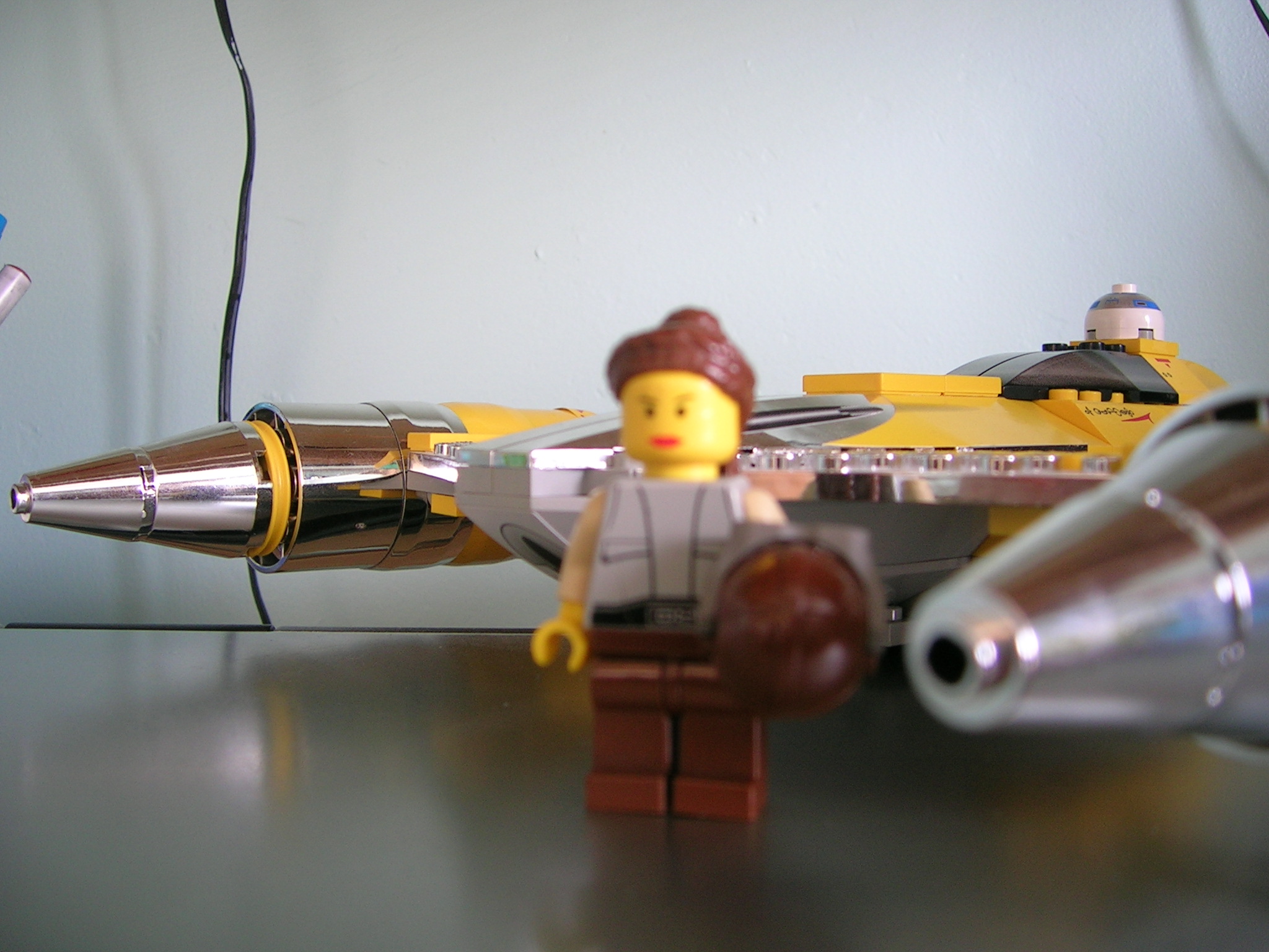 padme_lands_on_coruscant.jpg