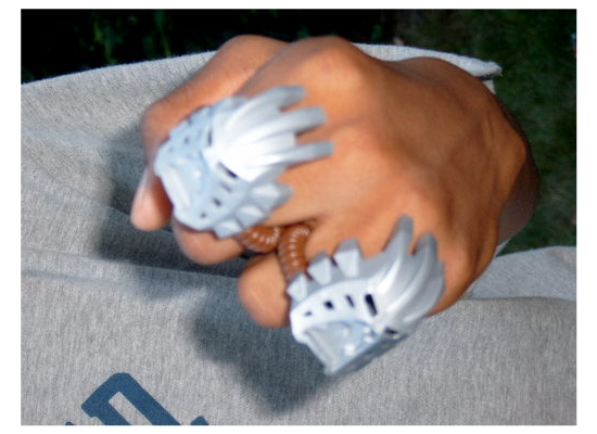 silverknuckles.png