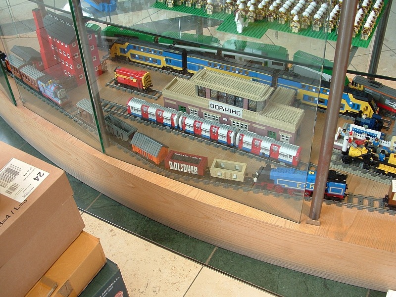005_train_deck_l.jpg