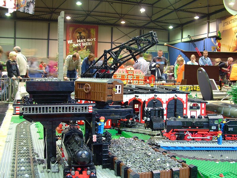 04-02_coal_crane.jpg