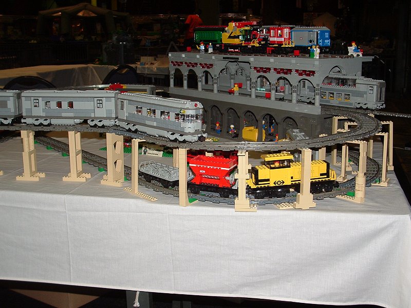 09-02_trains.jpg