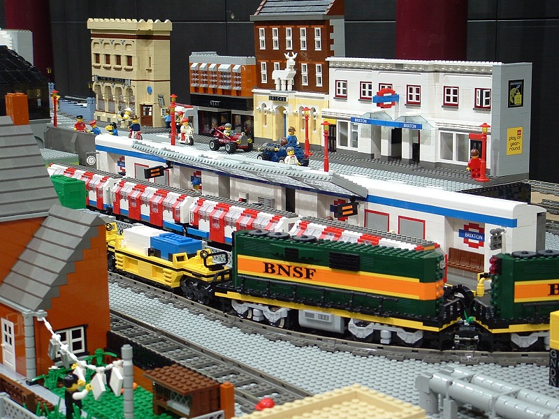 15_underground_overground.jpg