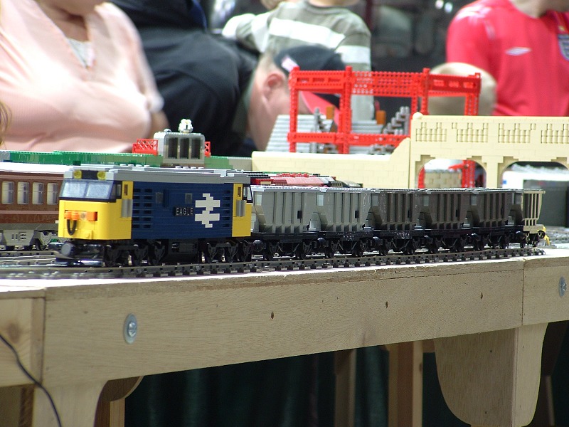 38_ore_train.jpg