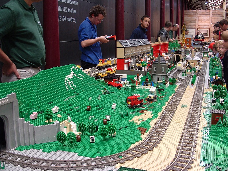 53_anybody_seen_a_ghost_train.jpg