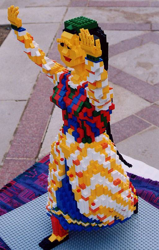 bukh02dancerfull.jpg