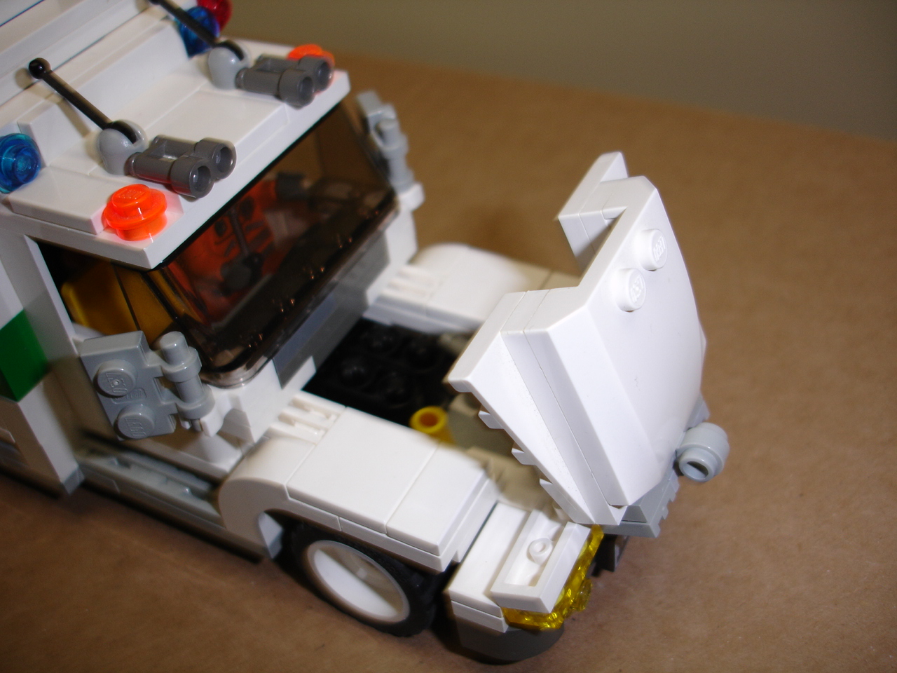 ambulance_6.jpg