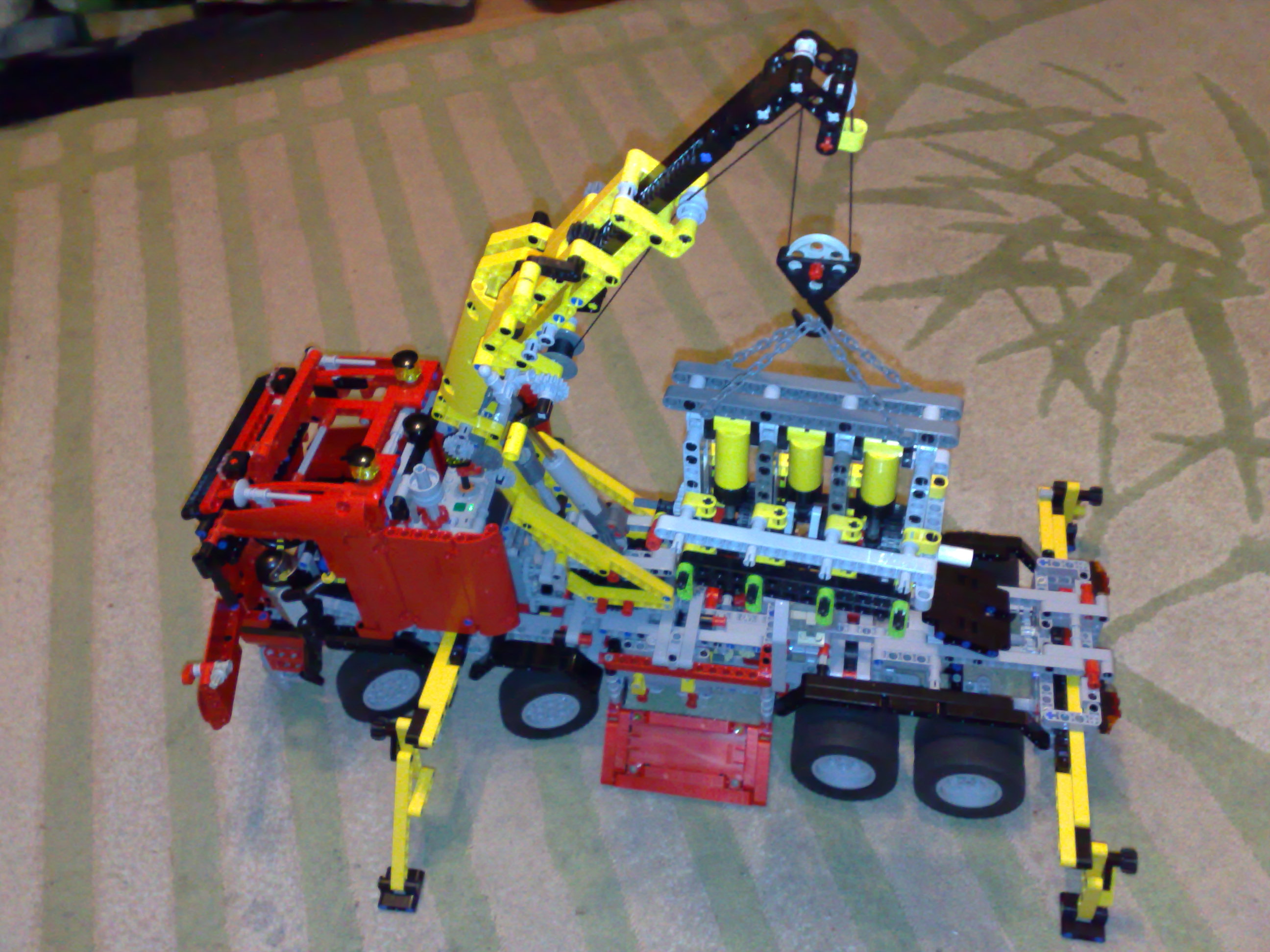 05052010389.jpg