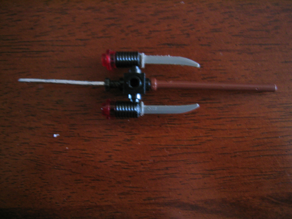 1111_ninja_wepons_010.jpg