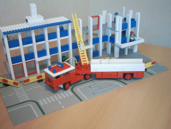 feuerwehr-lenk-lkw-2.jpg