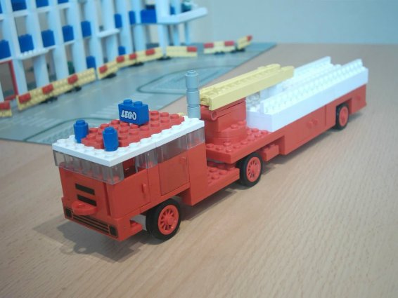 feuerwehr-lenk-lkw-4.jpg