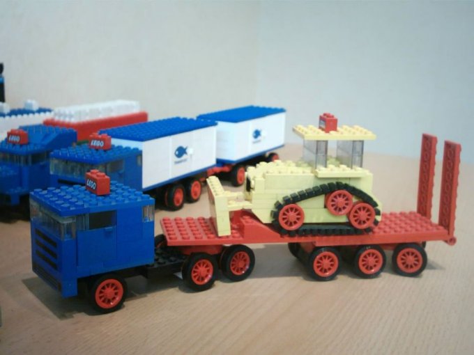 truck-with-caterpillar.jpg