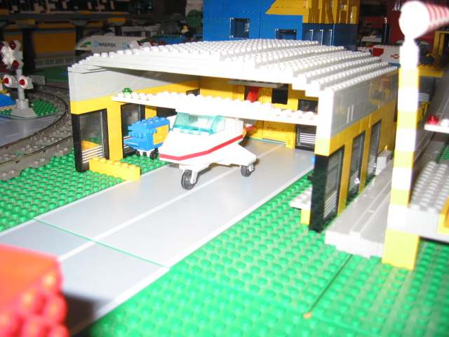 the_airport_hanger.jpg
