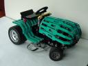 LawnTractor