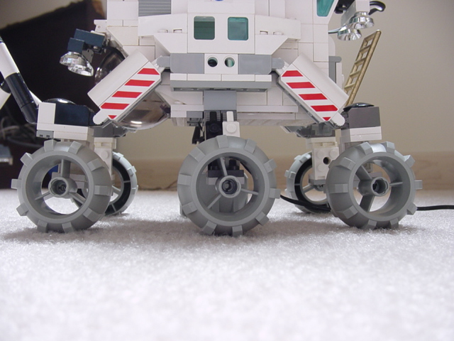 rover_wheel_deployed.jpg