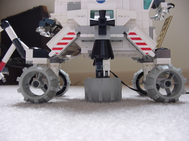 rover_wheel_landing.jpg