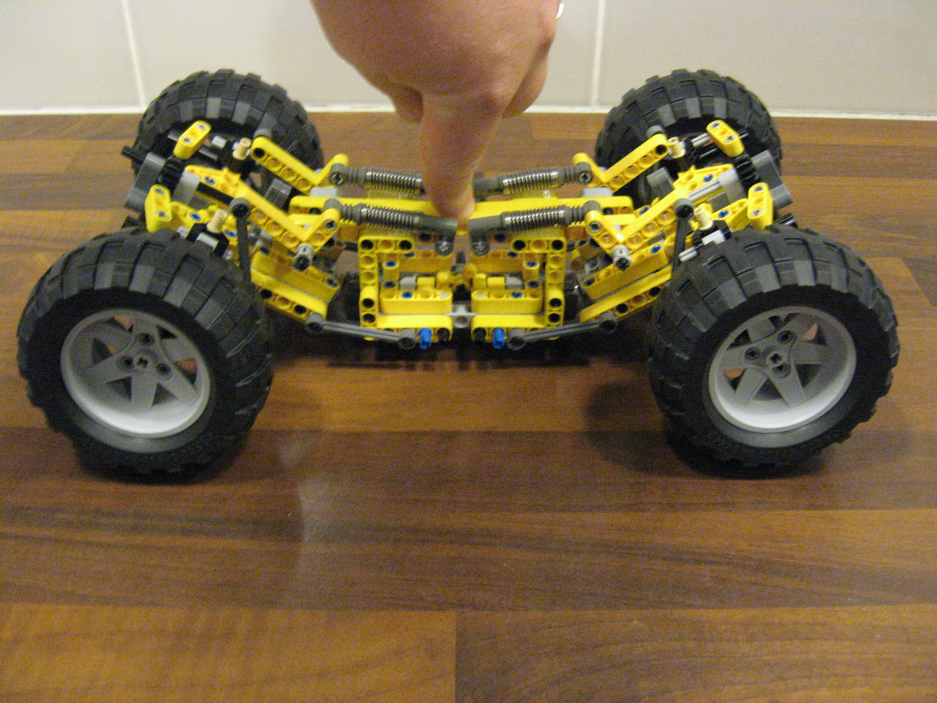 crawler_lego_1_006.jpg