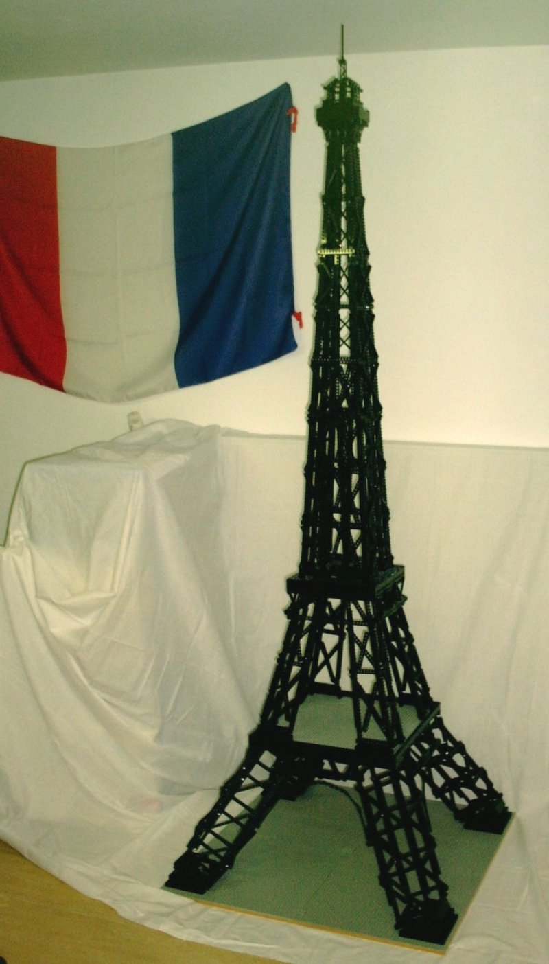 eiffel_flag.jpg