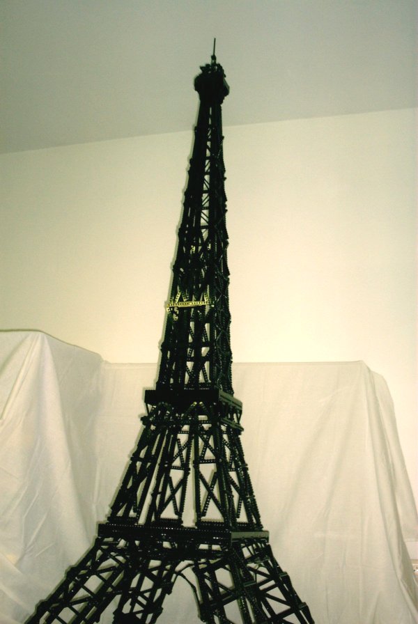 eiffel_up.jpg