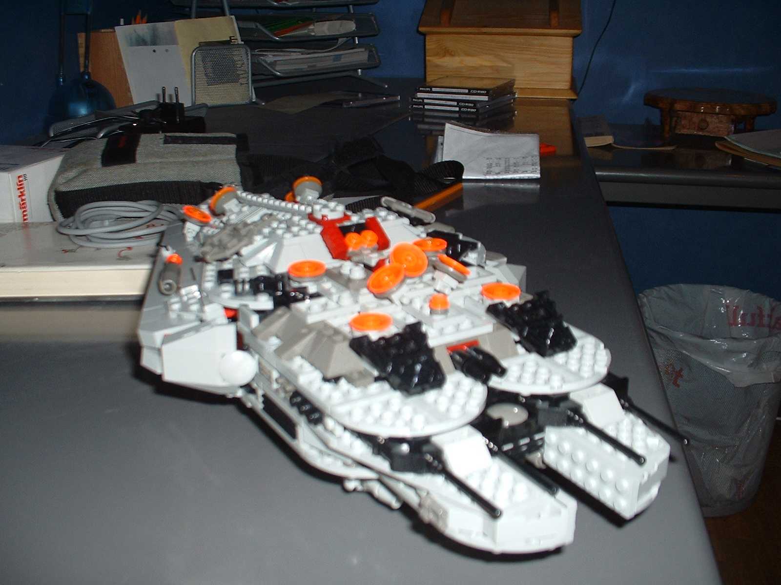 largershiplandingear2.jpg