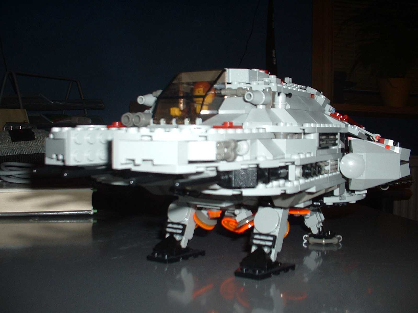 largershiplow.jpg
