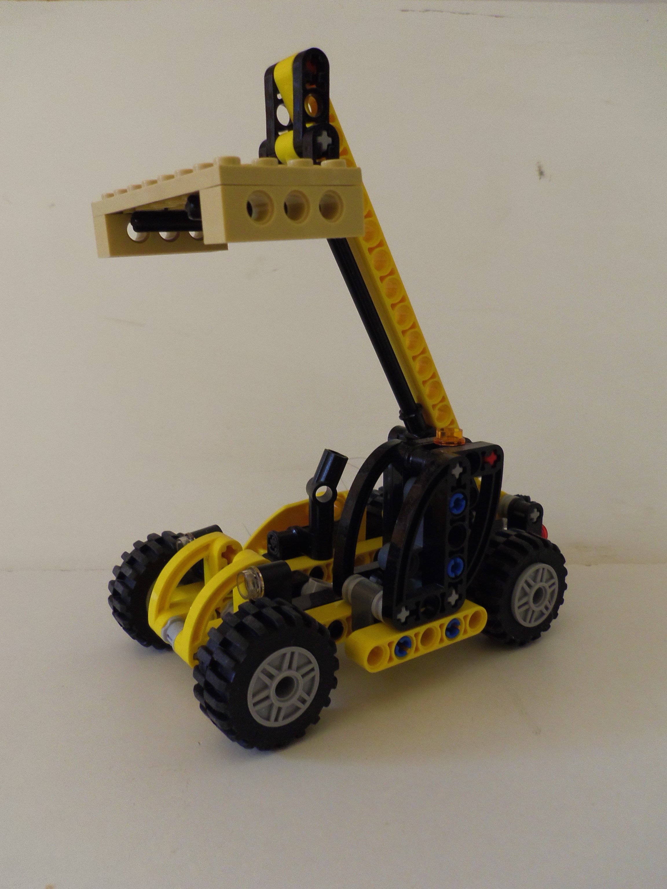 8045-mini_telehandler_0.jpg